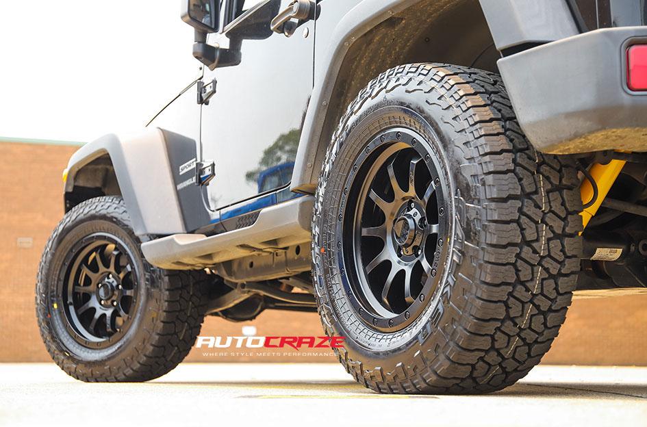JEEP WRANGLER RG3 SATIN BLACK